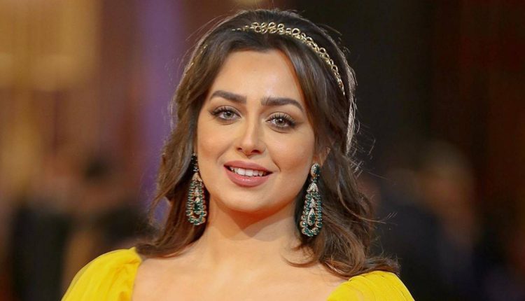 إصابة هبة مجدي وابنتها بتسمّم بوجبة من مطعم شهير... وزوجها يحذّر الجمهور